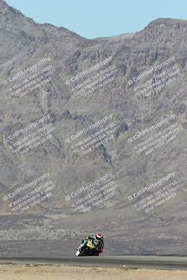 media/Dec-07-2025-CVMA (Sun) [[3e7d2de5dc]]/Race 9-Formula UL Shootout/